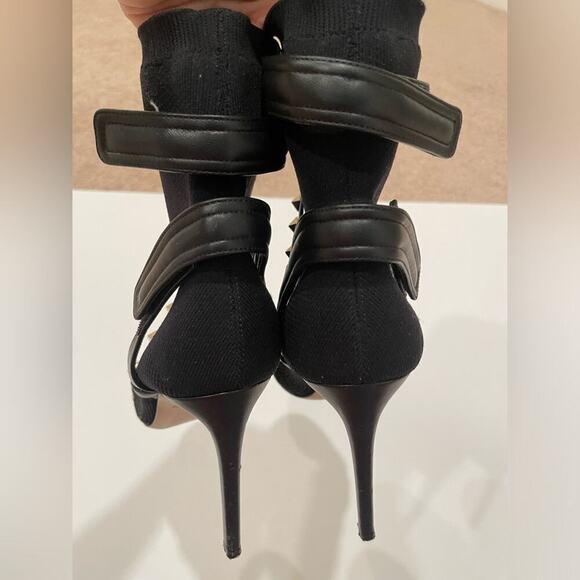 Valentino Garavani Black leather Rockstud Sock Ankle booties EU 39.5 - Picture 5 of 16